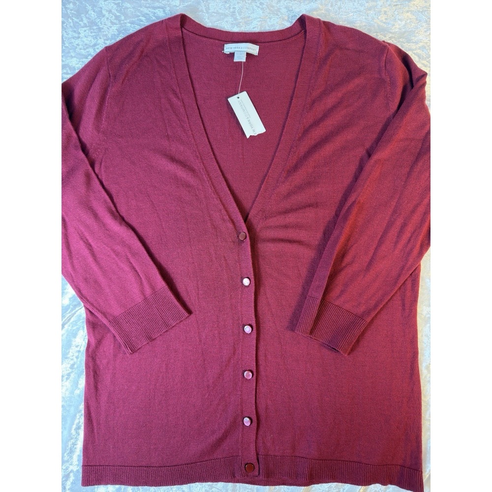 NWT New York & Company Cardigan Sweater Women M Burgundy‎ 3/4 Sleeve V Neck